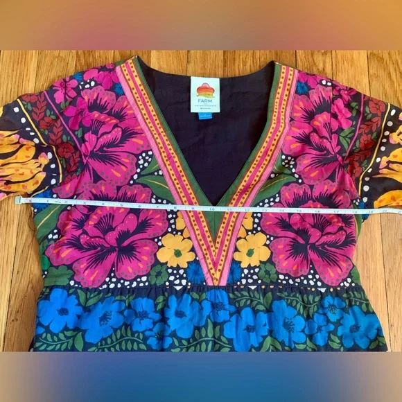 Stunning vibrant Anthropologie x Farm Rio Dress V-Neck Puff Sleeve - Picture 5 of 11